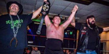 Joven luchador muere por Covid-19 en RU