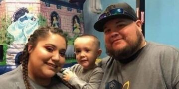 Niño pierde a sus padres por culpa del covid-19