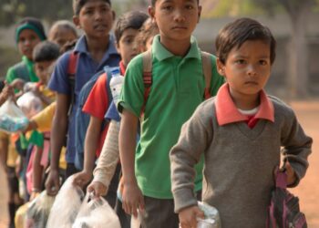 Esta iniciativa permite que más niños regresen a estudiar en India
