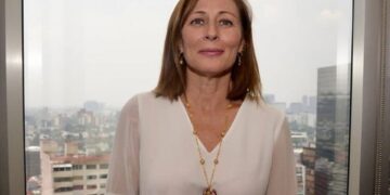 Tatiana Clouthier es propuesta por AMLO como secretaria federal
