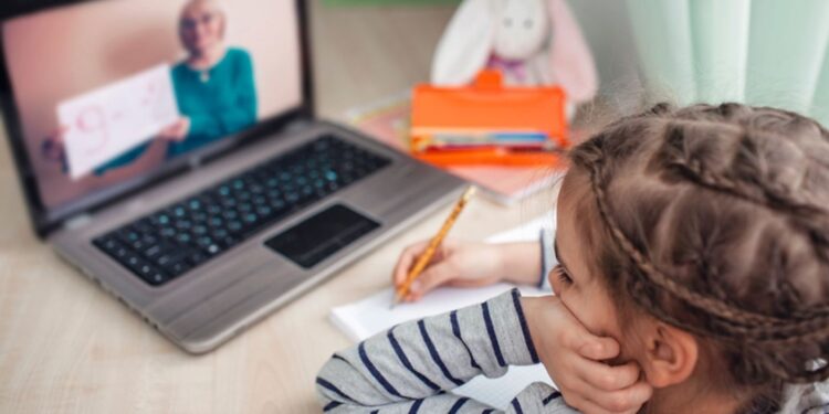 Niña confiesa a su maestra que su tío abusa sexualmente de ella