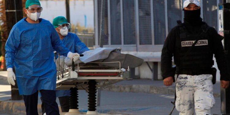 México rompe récord de contagios por Covid-19 por tercer día