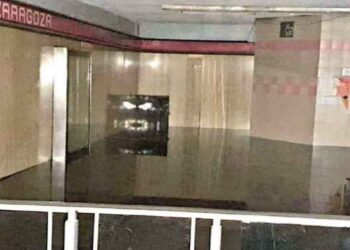 Varias estaciones de la Línea 1 del STC Metro se inundaron de aguas negras