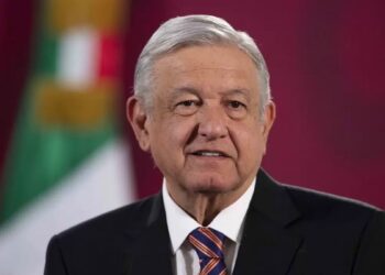 AMLO explicó que sus síntomas de Covid-19 son leves y ya está bajo tratamiento médico