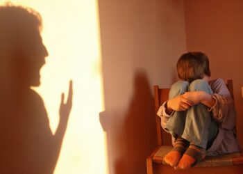 El padrastro del menor podría enfrentar cargos por homicidio