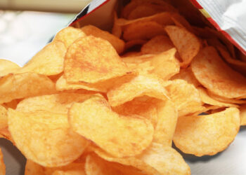 Profeco evidencia a marcas de papas fritas con más grasas y sodio