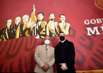 Plasman imagen de AMLO en mural en Culiacán